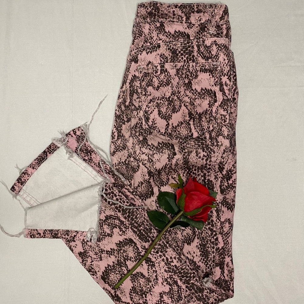 Pink Snake Skin!